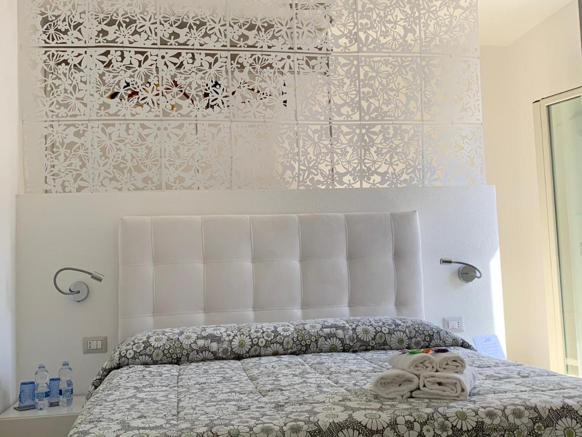 B&B Somiar San Teodoro  Exteriör bild