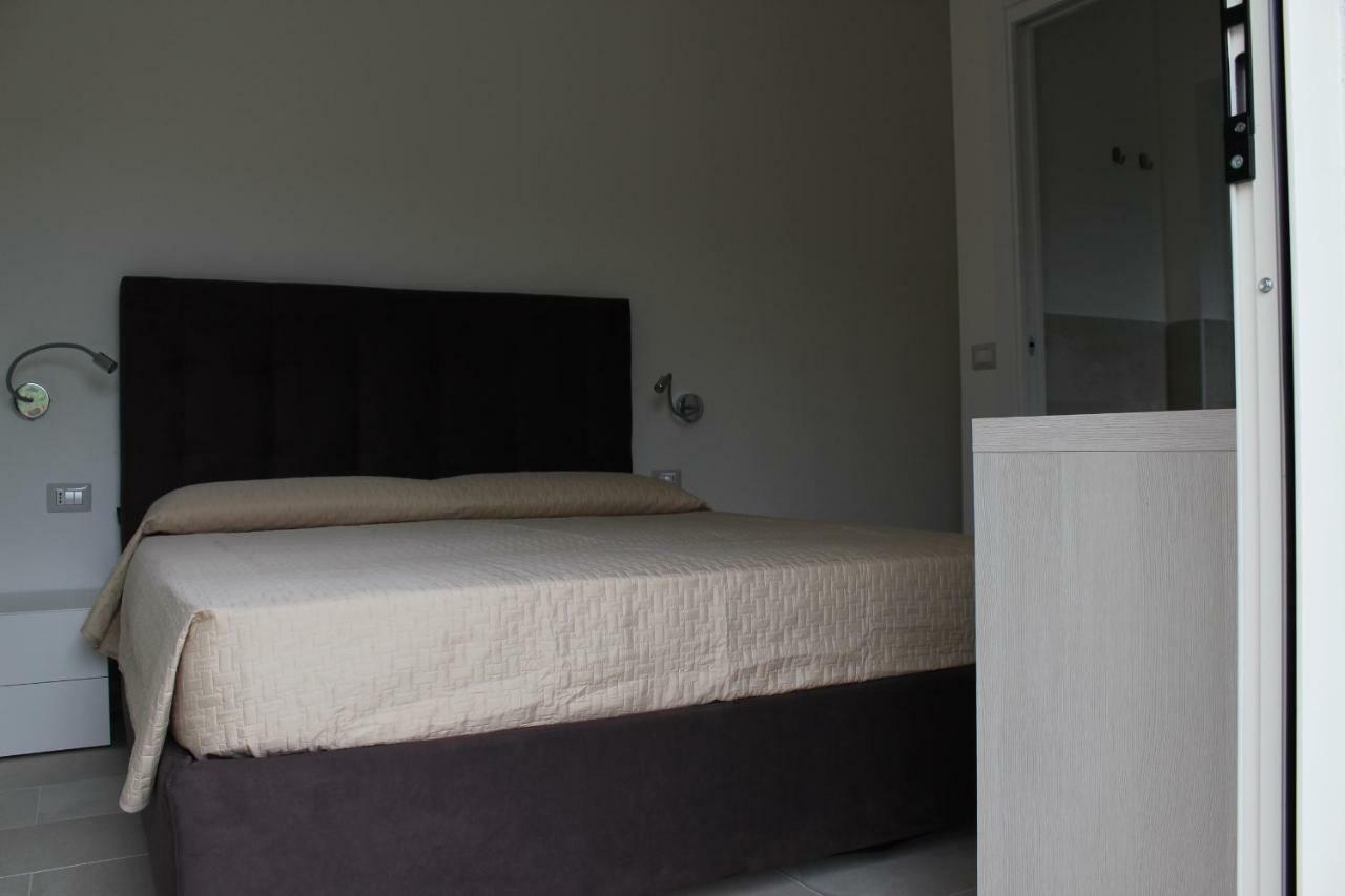 B&B Somiar San Teodoro  Exteriör bild