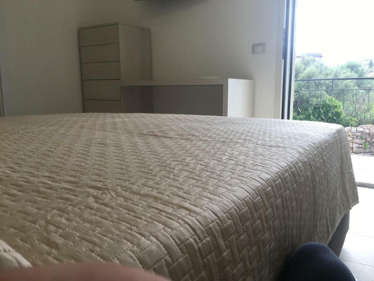 B&B Somiar San Teodoro  Exteriör bild
