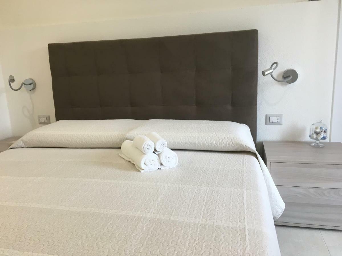 B&B Somiar San Teodoro  Exteriör bild