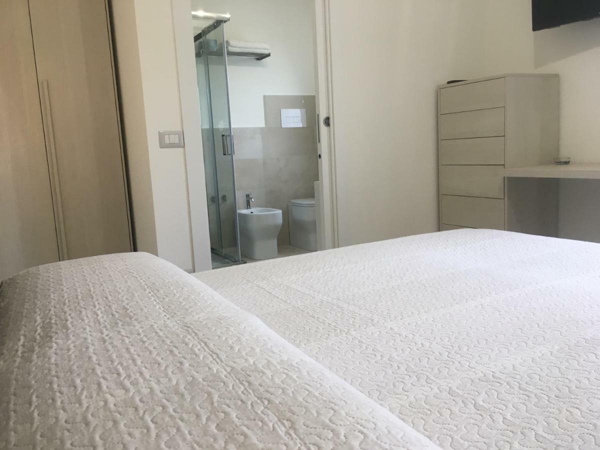 B&B Somiar San Teodoro  Exteriör bild